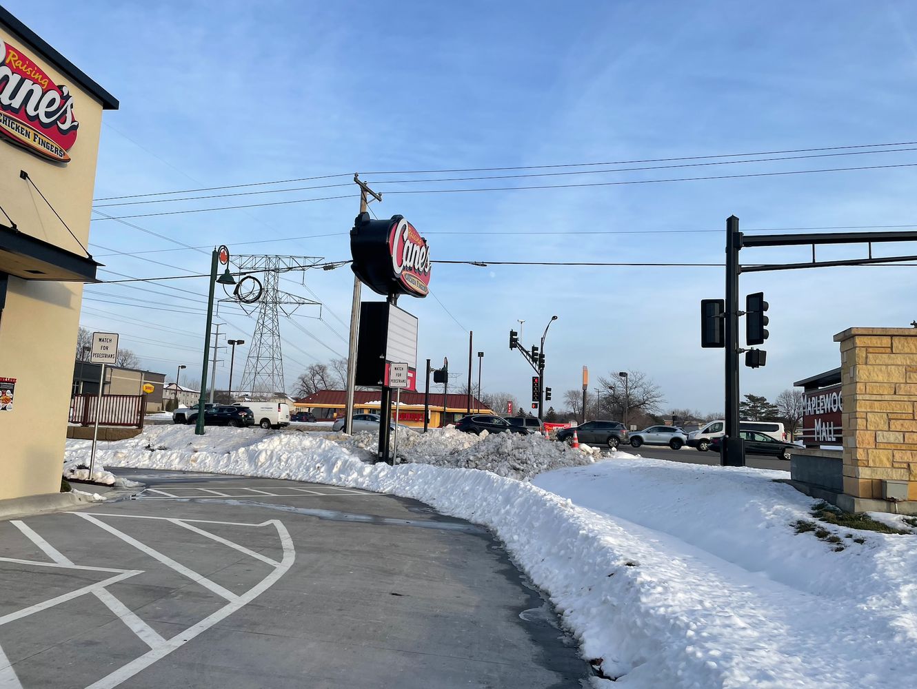 Raising Cane's Chicken Fingers: 3065 White Bear Ave N, Maplewood, MN 55109